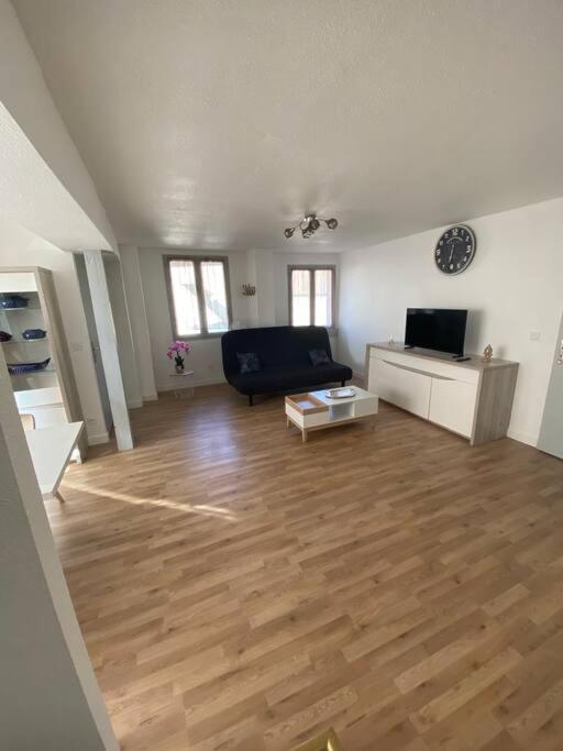 Appartement T2 Centre Ville Доль Экстерьер фото